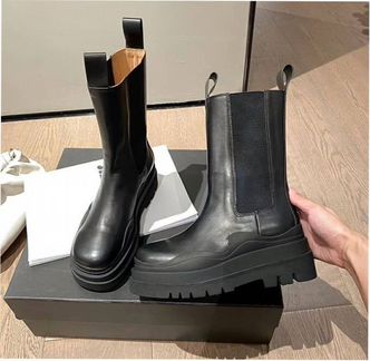 Сапоги в стиле Balenciaga