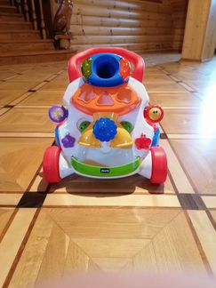 Ходунки игровой центр chicco