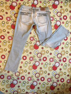 Джинсы