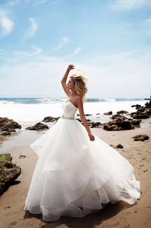 Свадебное платье Бравия (от Ариамо Брайдал)