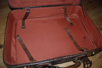 Советский кожаный чемодан