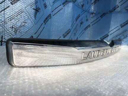 Молдинг крышки багажника Toyota Land Cruiser Prado