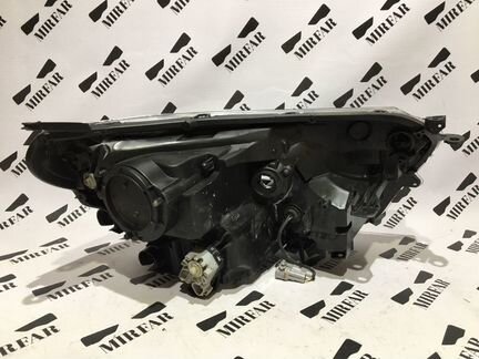 Фара левая Toyota RAV4 Ca40 рест LED