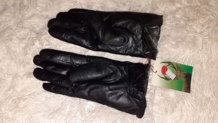 Кожаные перчатки Новые