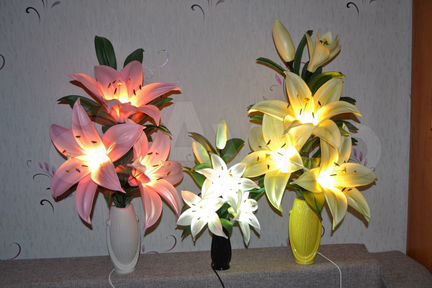 Настольные светильники-цветы ручной работы