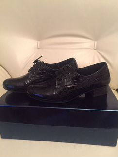 Ботинки лаковые б.у