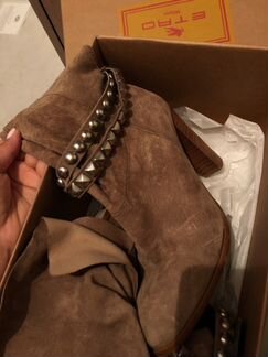 Замшевые сапоги Зара