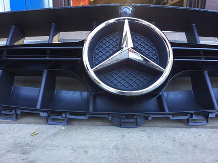 Решетка радиатора на Mercedes W213 6.3 AMG