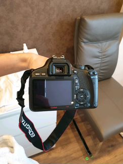 Фотоаппарат EOS 550 D