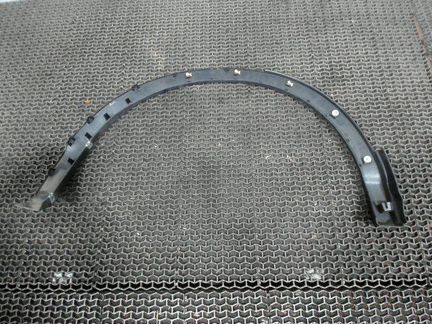 Молдинг (накладка кузовная), Крыла левое заднее Ni