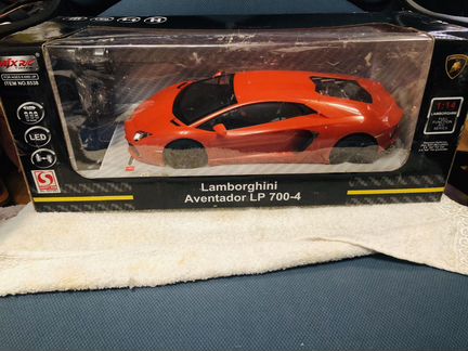 Машинка на радиоуправлении