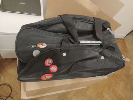 Сумка c колесиками и ручкой