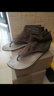 Сандалии в греческом стиле