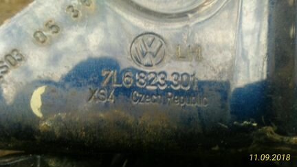 Петли капота Touareg 7L 03-10