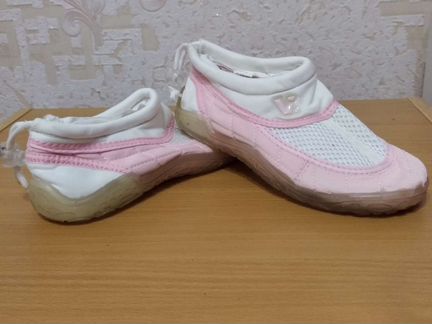 Тапочки для плавания