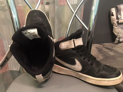 Кроссовки сникеры Nike р35.5 (4,5Y)
