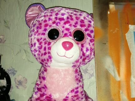 Розовый леопард