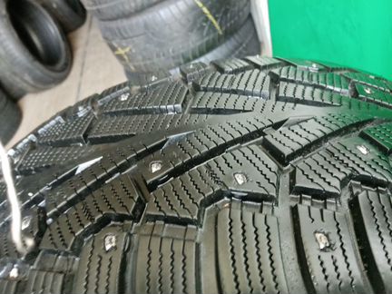 255/50R19 Pirelli Ice pzero RFT зимние шипованые