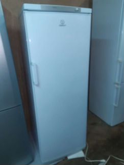 Морозильная камера indesit No frost