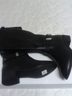 Сапоги женские новые