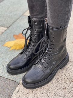 Берцы сапоги ботинки черные белые фенди