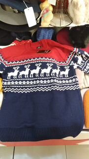 Свитер с оленями реглан