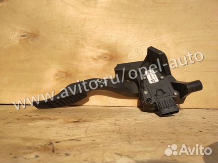 Педаль газа на Опель Мерива А