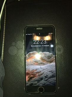 Телефон iPhone