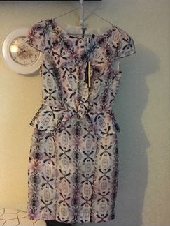 Шелковое платье Topshop Exclusive Collection