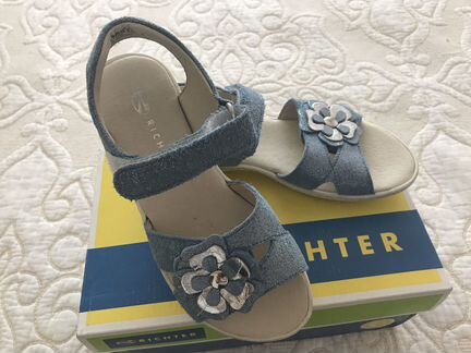 Новые босоножки Рихтер р.31