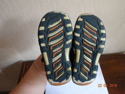 Босоножки для мальчичка 24 размер