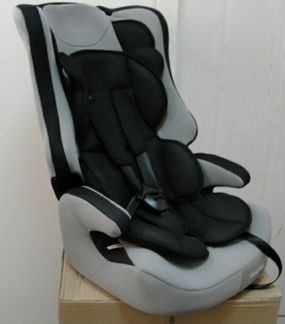 Кресло-бустер новое. От года