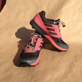 Кроссовки Adidas Terrex 38