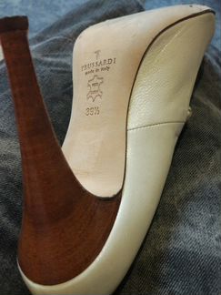 Туфли крем trussardi
