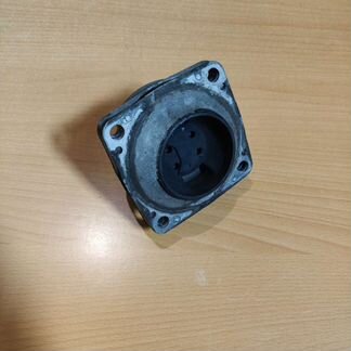 Опора АКПП на Мерседес W166,X166