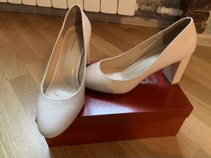 Туфли mascotte бежевые лодочки