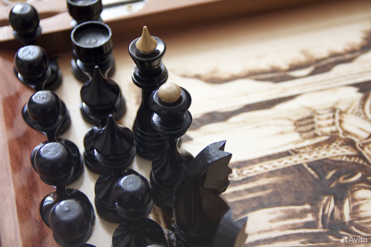 Резные шахматы-нарды ручной работы