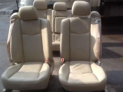 Салон Кадиллак SRX1