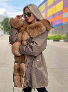 Парка с натуральным мехом
