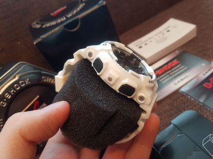 Часы Casio G-Shock Новые Белые GA-110