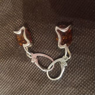 Серебряные серьги с янтарём
