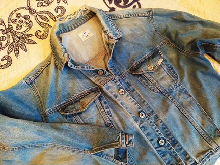 Куртка джинсовая Benetton из 90-х