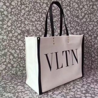 Valentino сумка с логотипом vltn