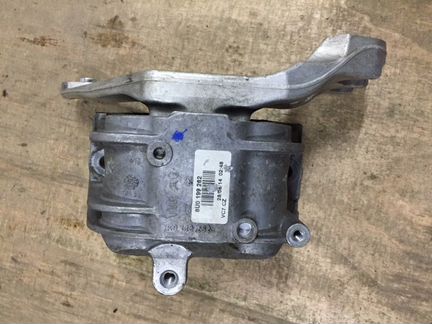 Подушка двс Audi Rsq3 8U 2.5 T CTS 2011-2018