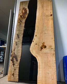 Стол река с эпоксидной смолой карагач/дуб/клён/оре