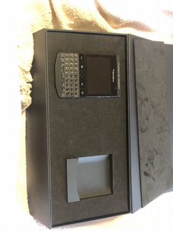 Blackberry Porsche design smartphone P’9981