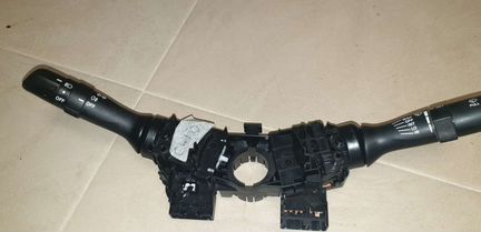 Переключатель подрулевой toyota Corolla