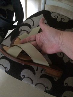 Шлепки, босоножки