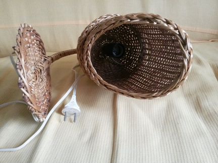 Плетенное бра