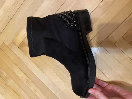 Ботинки осенние